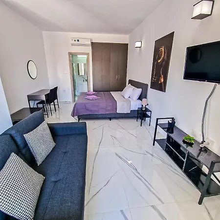 Giorgis Luxury Apartments Agia Napa Exterior foto